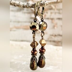 Victorian Bronze Mettalic Drop Down Earrings In Brass